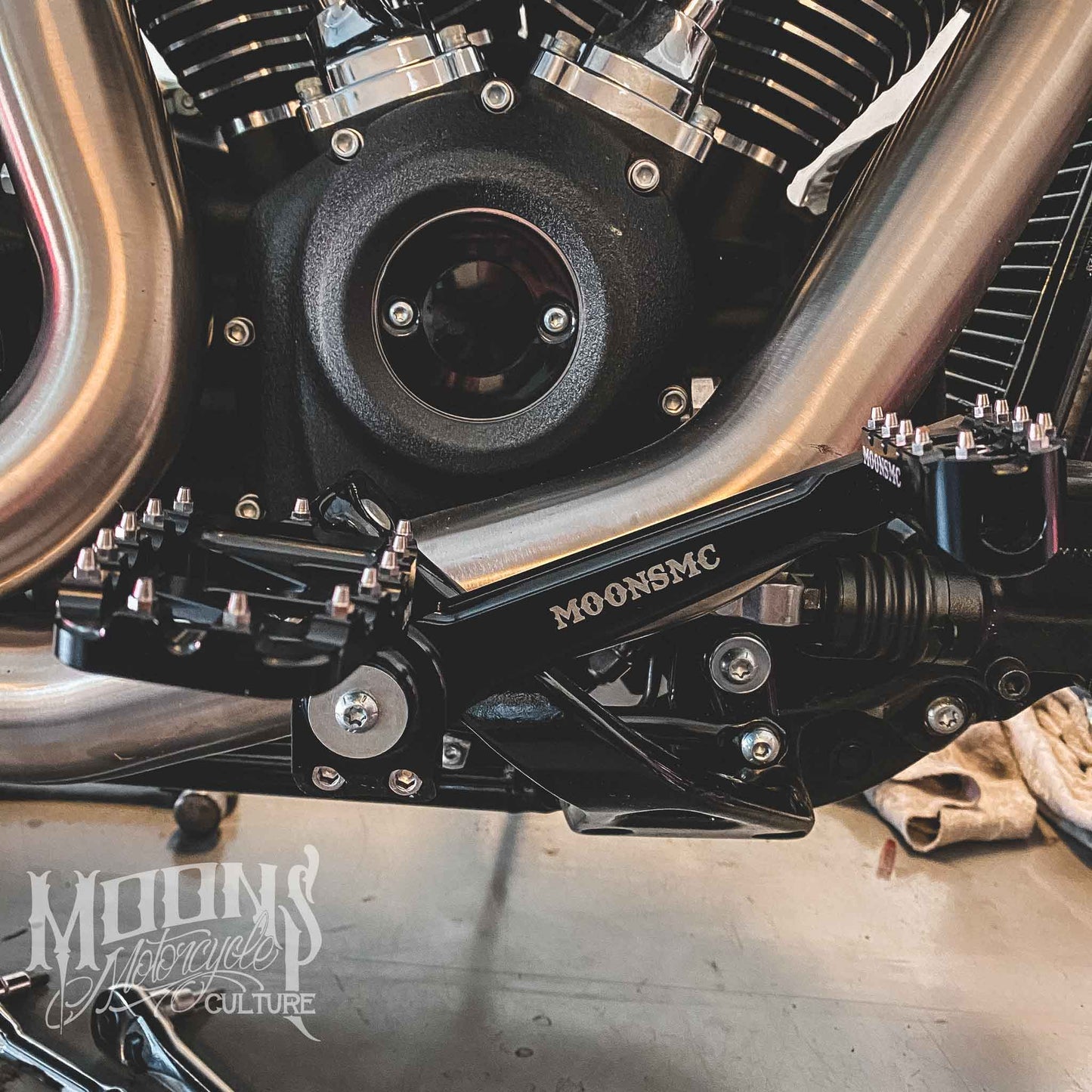MOONSMC® 2018+ SOFTAIL M8 BRAKE PEDAL ARM