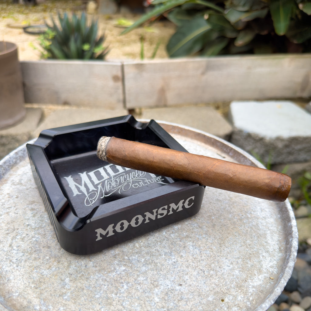 MOONSMC® "The Diplomat" Cigar Ashtray