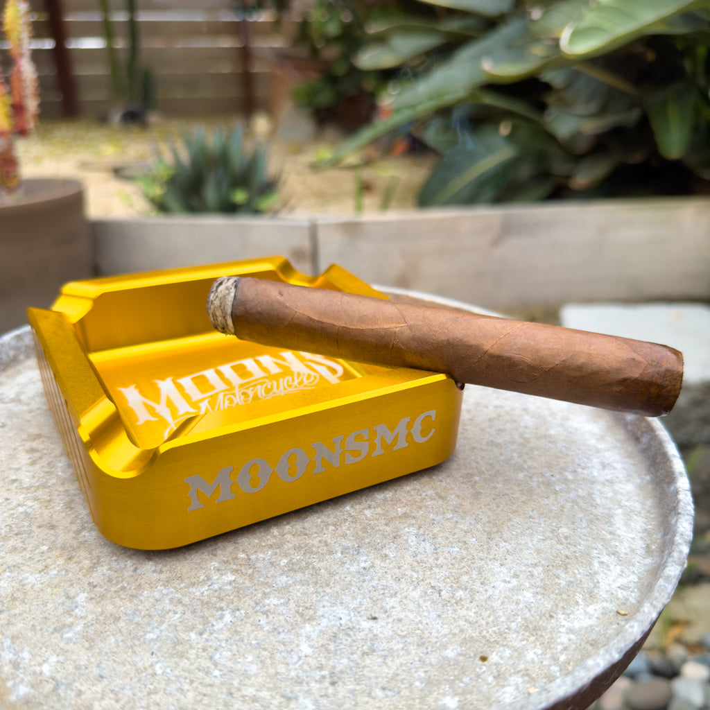 MOONSMC® "The Diplomat" Cigar Ashtray