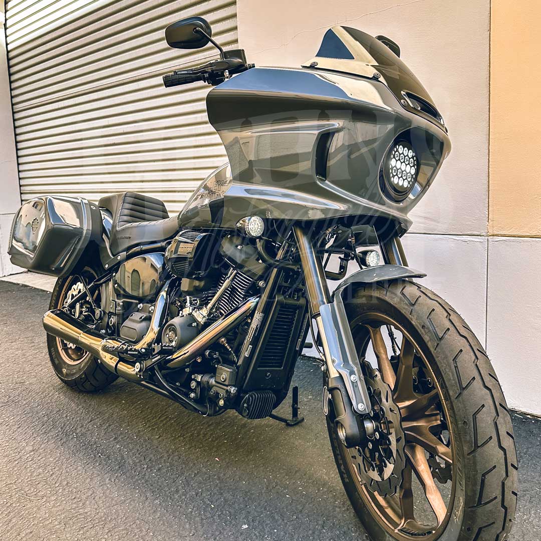 MOONSMC® SOFTAIL FXLRST ヘッドライト ブラケット キット